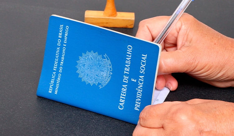 Regularize a empregada doméstica