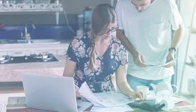 15 anos da Doméstica Legal: regularize sua empregada doméstica com 15% de desconto